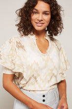 Lade das Bild in den Galerie-Viewer, Flowy top / PEARL BLUE
